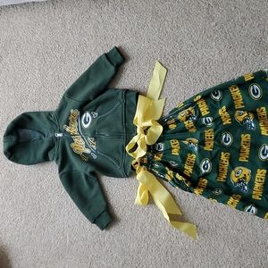 2 piece Green Bay Packer set, full zip hooded sweatshirt and dress, size 12 mos